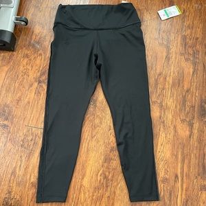 Nike Yoga Leggings Black 7/8 Velour Trim Woman’s XL NWT